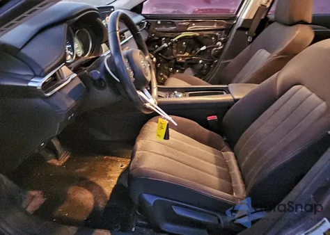 2021 Mazda 6 Sport z USA, uszkodzony, nr VIN JM1GL1UM1M1610689